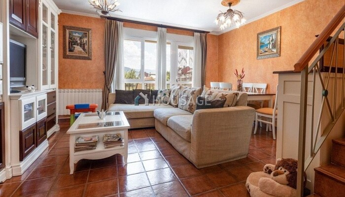 Villa en venta en Ponferrada, 236 m²