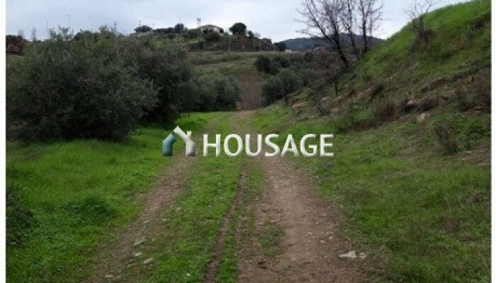 Residential Land for Development for sale on pp3 street (Plasencia) for 333.000€ with 2.469m2