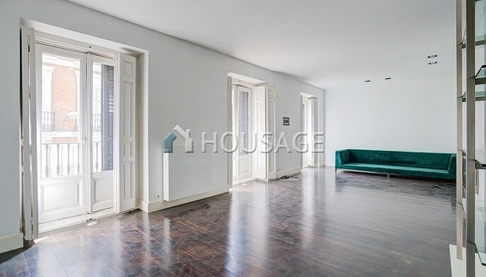 Piso de 3 habitaciones en venta en Madrid, 168 m²