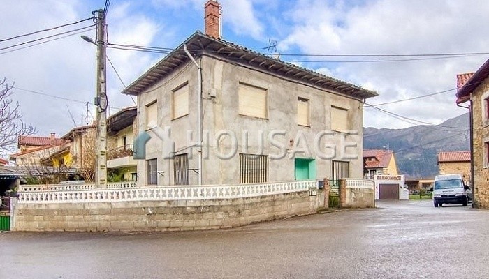 Casa a la venta en la calle C/ sitio del paradero (Barrio Mata), San Felices de Buelna