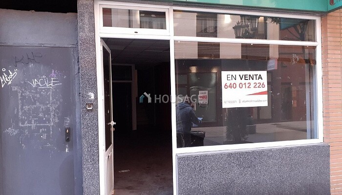 Local en venta en Oviedo, 171 m²