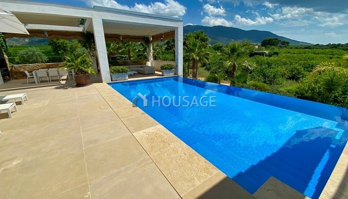 Villa en venta en Alhama de Murcia, 677 m²