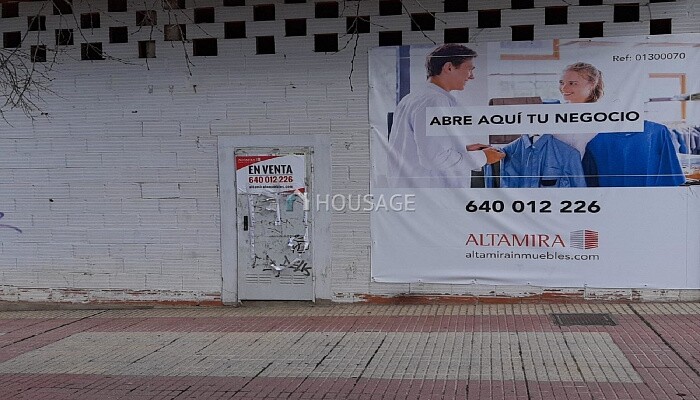 Local en venta en Badajoz, 279 m²