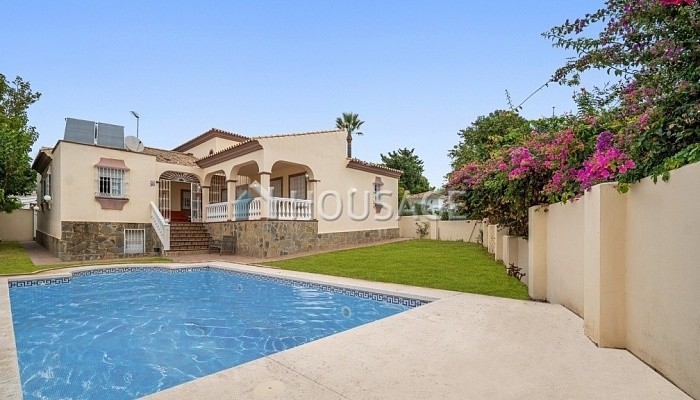 Villa a la venta en la calle Avenida Pablo Ruiz Picasso 7, Marbella