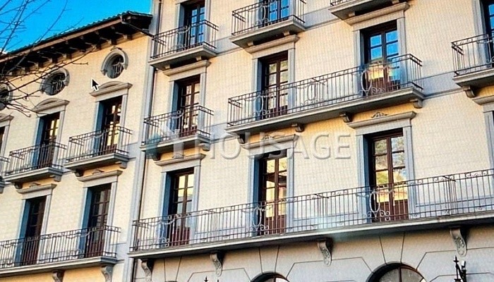 Piso de 2 habitaciones en venta en Girona, 65 m²