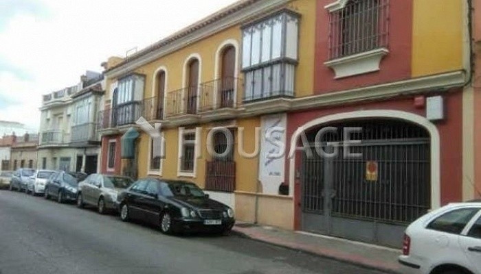 Casa a la venta en la calle C/ Aragón, Dos Hermanas