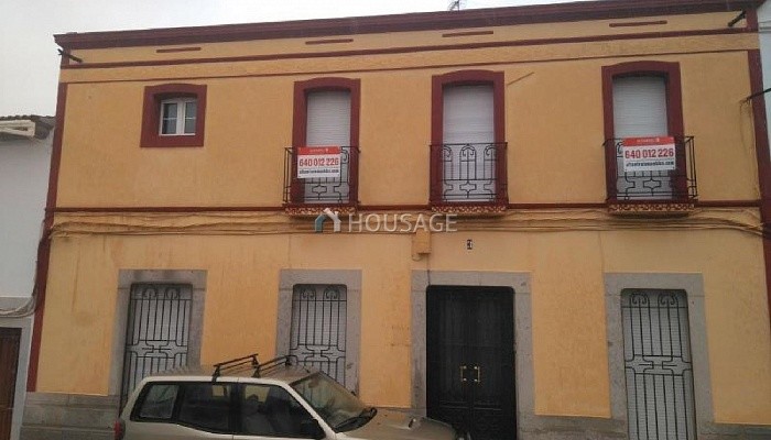 Casa de 4 habitaciones en venta en Monterrubio de la Serena, 264 m²