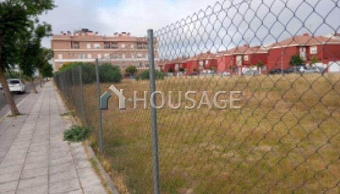 3.540m2-urban Land Residential located on presidente adolfo suarez street (Bormujos) for 7.800€