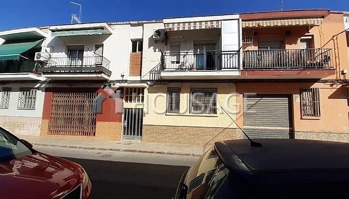 Casa a la venta en la calle C/ Saragossa, Torrente