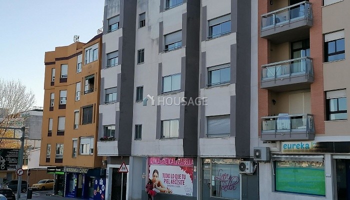 Piso de 2 habitaciones en venta en Algeciras, 97 m²