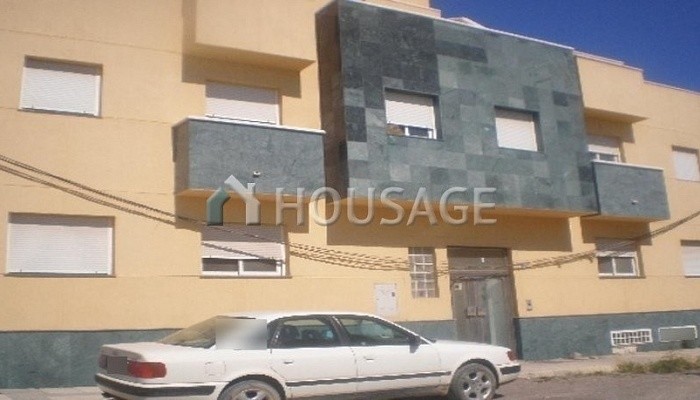 Piso de 2 habitaciones en venta en Almería capital, 135 m²