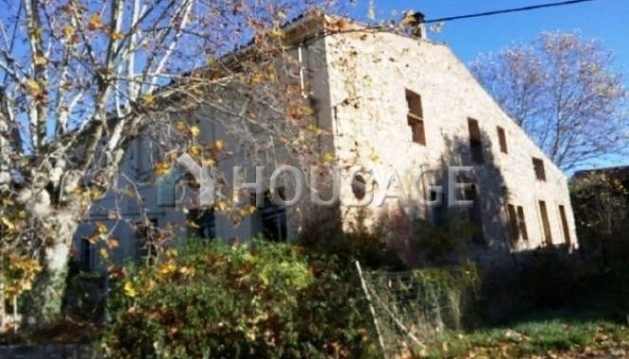 Villa a la venta en la calle C/ La Capella, La Llacuna