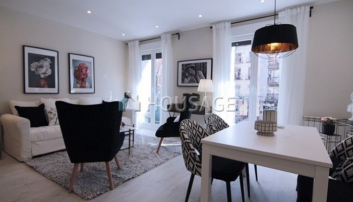 Piso de 2 habitaciones en venta en Madrid, 97 m²