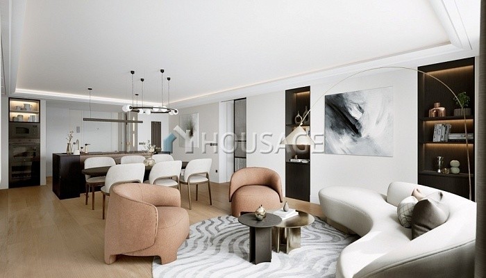 Piso de 3 habitaciones en venta en Madrid, 181 m²