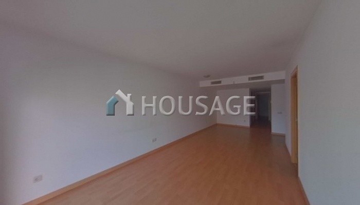 Piso de 3 habitaciones en venta en Barcelona, 79 m²