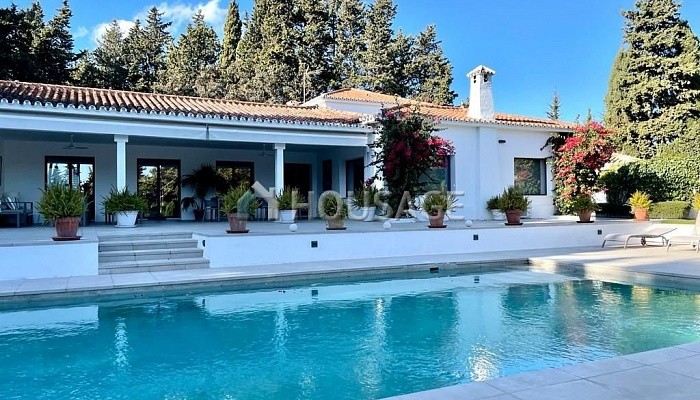 Villa de 7 habitaciones en alquiler en Marbella, 650 m²