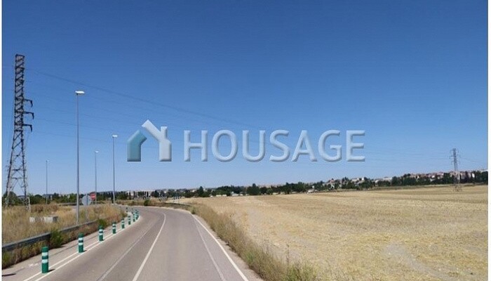 54m2 urban Land Residential for sale for 23.200€ located in sector 53 cidudad jardín san isidro street (Valladolid)