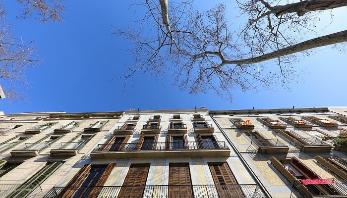 Piso de 1 habitacion en venta en Barcelona, 166 m²
