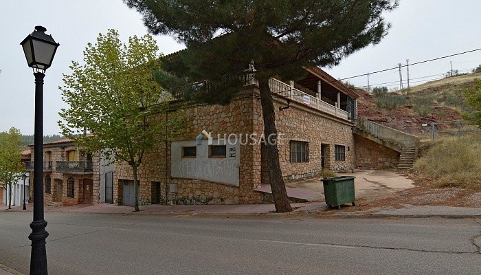 Casa de 4 habitaciones en venta en Alcaraz, 637 m²