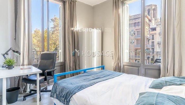 Dúplex de 7 habitaciones en venta en Barcelona, 138 m²