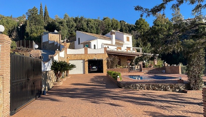 Villa en venta en Mijas, 371 m²