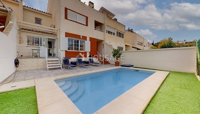 Villa en venta en Fuengirola, 300 m²
