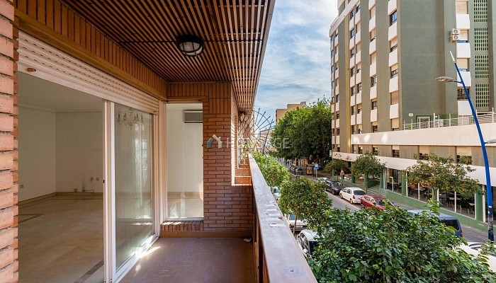 Piso en venta en Almería capital, 166 m²