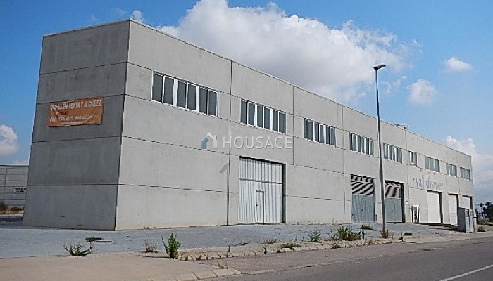 Nave industrial de 7 habitaciones en venta en Almazora, 4768 m²