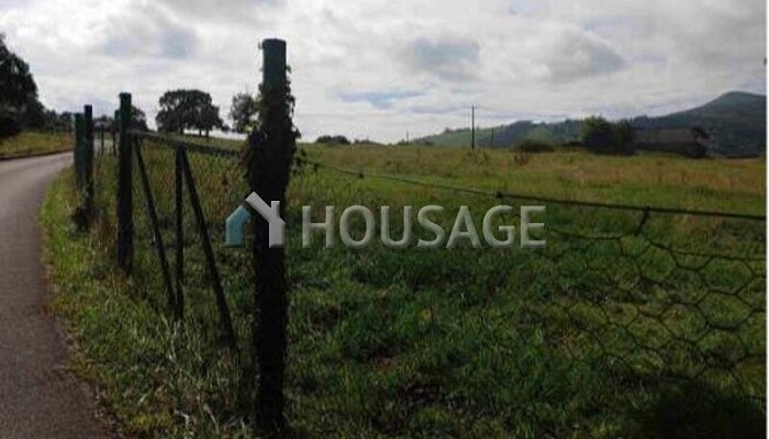 Residential Land for Development for sale for 7.600€ with 3.050m2 on 3 street. Ribadedeva
