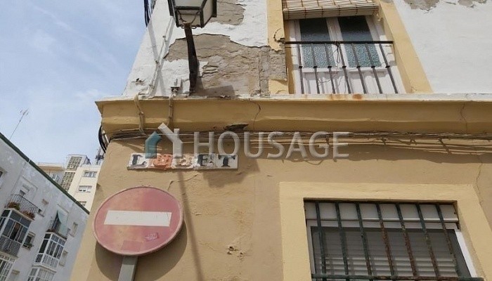 Piso de 2 habitaciones en venta en Cádiz, 73 m²