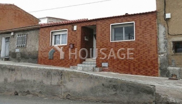 Villa a la venta en la calle C/ Calvario, Calatorao