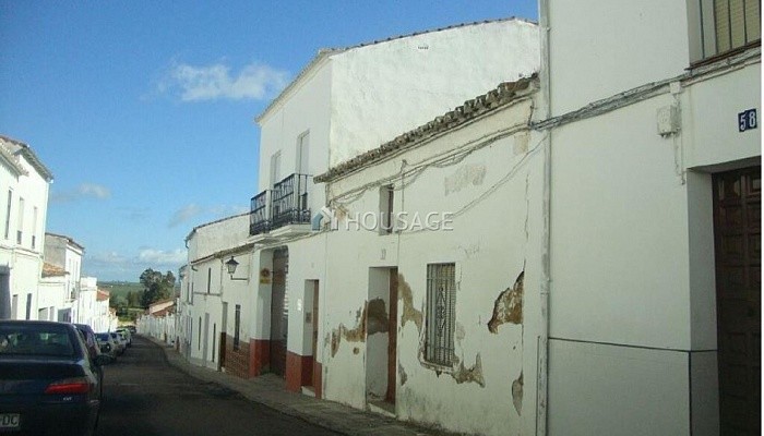 Casa de 3 habitaciones en venta en Azuaga, 100 m²