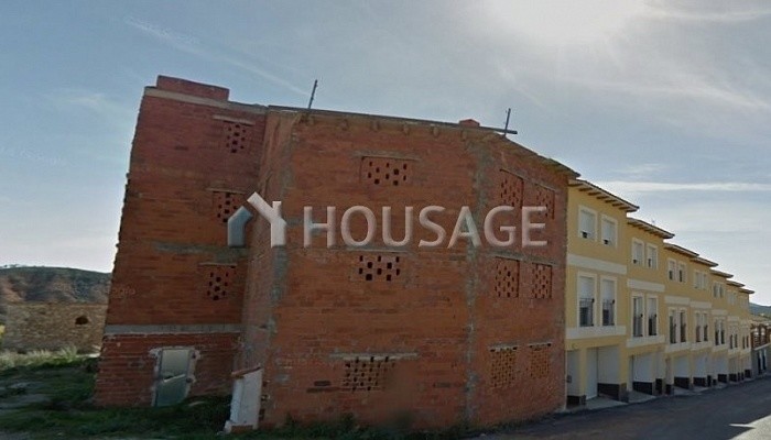 Piso de 2 habitaciones en venta en Teruel, 75 m²