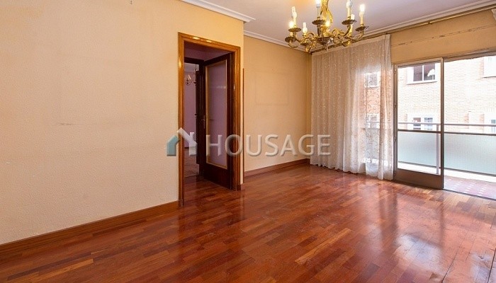 Piso de 2 habitaciones en venta en Madrid, 66 m²