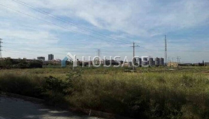 Residential Land for Development for sale for 21.300€ with 2.075m2 located in 1 y 3 street. Sedaví