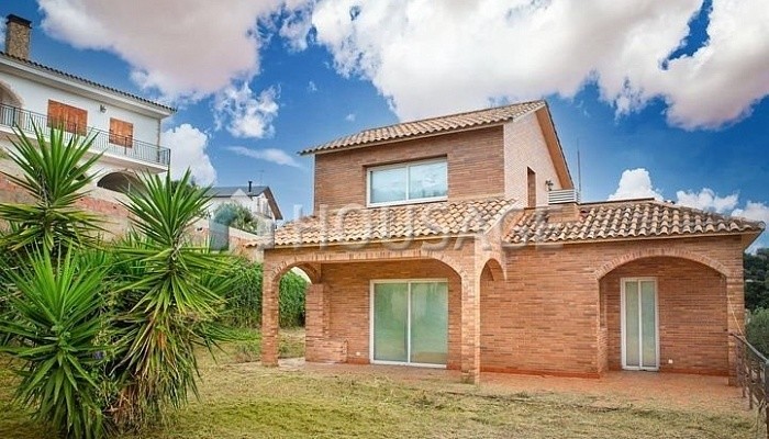Villa a la venta en la calle C/ Roure, Sant Cebrià de Vallalta