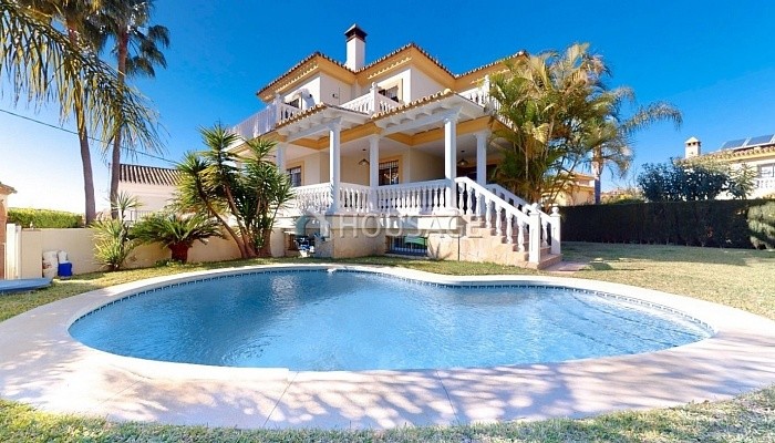 Villa en venta en Mijas, 301 m²