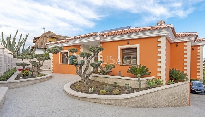 Villa a la venta en la calle Plaza De San Sebastian, Alhaurín de la Torre