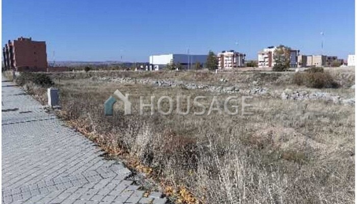 7m2-urban Land Residential for sale for 376.000€ in juan aurelio sanchez tadeo street (Ávila)