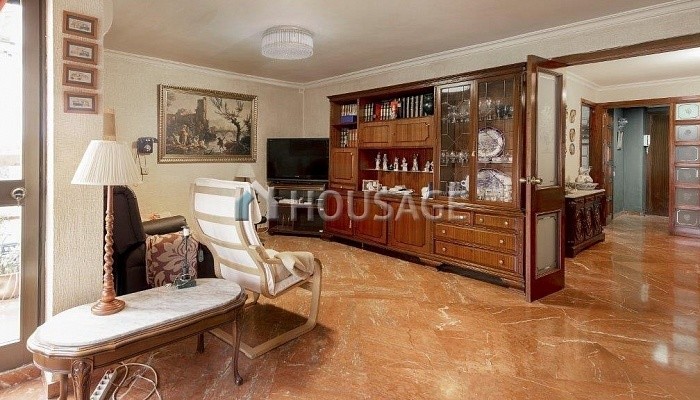 Piso de 3 habitaciones en venta en Sevilla, 220 m²