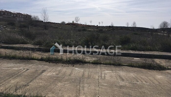 99m2-urban Land Residential for 7.600€ on sector s.u.9 street (Pioz)