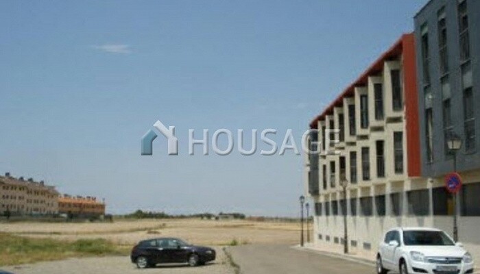 Urban Land Residential for sale for 449.449€ with 4.073m2 located on san antonio y zafranares street (Muela (La))