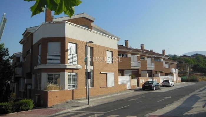 Adosado de 3 habitaciones en venta en Jaén, 233 m²