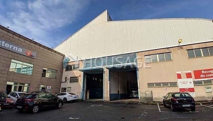Nave industrial en venta en La Coruña, 1550 m²