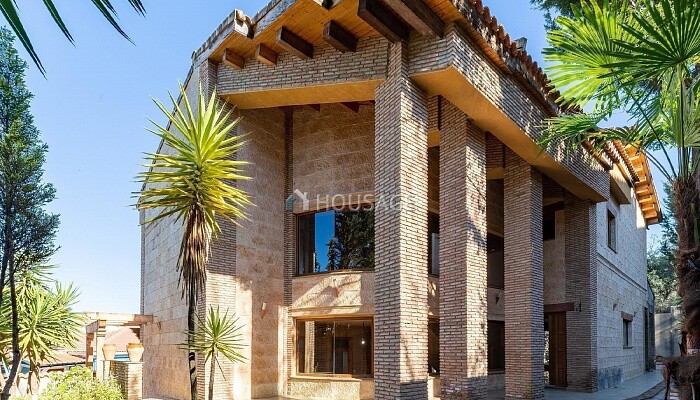 Casa de 5 habitaciones en venta en Cáceres, 733 m²