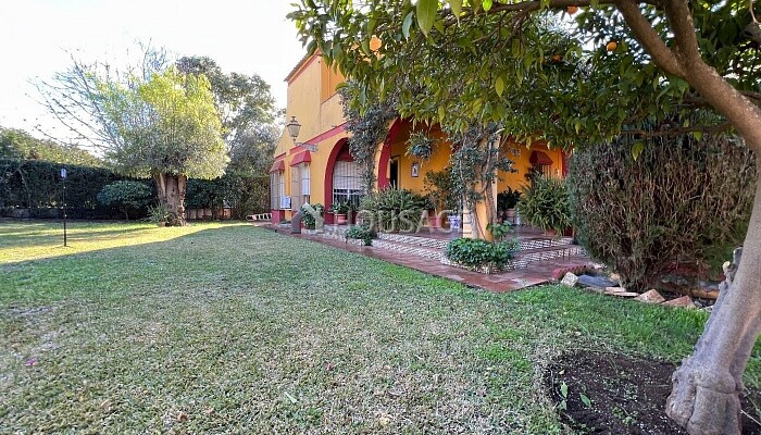 Villa en venta en Dos Hermanas, 205 m²