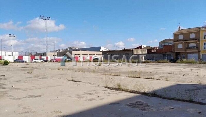 Urban Land Residential for sale located in reyes catolicos street. Pobla de Vallbona (la) for 1.400.000€ with 3.282m2