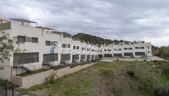 Adosado de 3 habitaciones en venta en Málaga