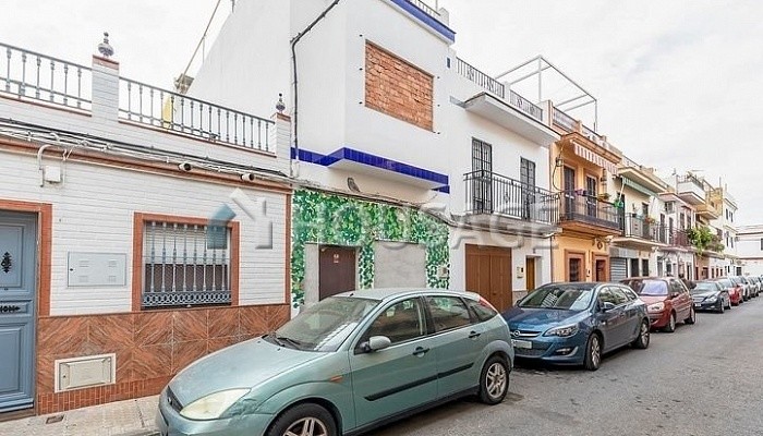 Casa a la venta en la calle C/ Torrejón de Ardoz, Sevilla