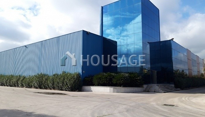 Nave industrial en venta en Madrid, 7700 m²